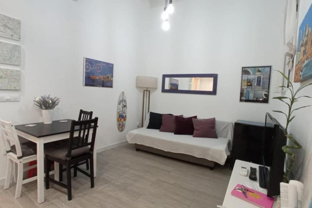 Cdz - Casa De Los Viajeros Pasquin Cádiz Exteriör bild