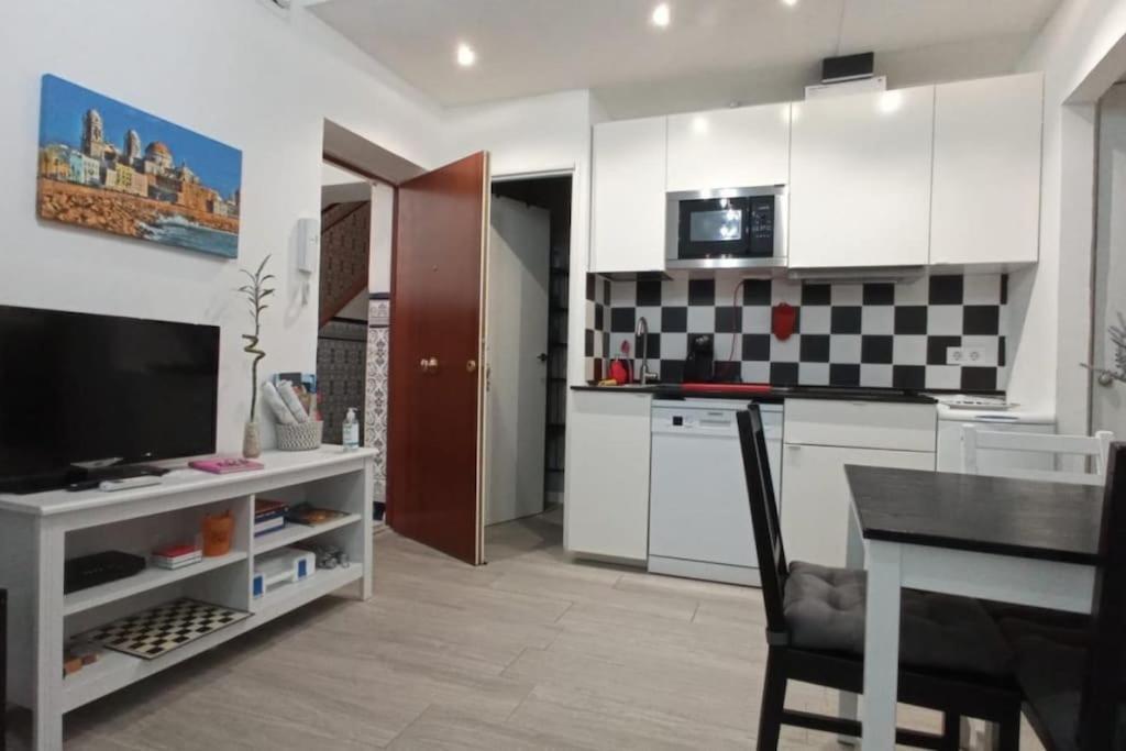 Cdz - Casa De Los Viajeros Pasquin Cádiz Exteriör bild